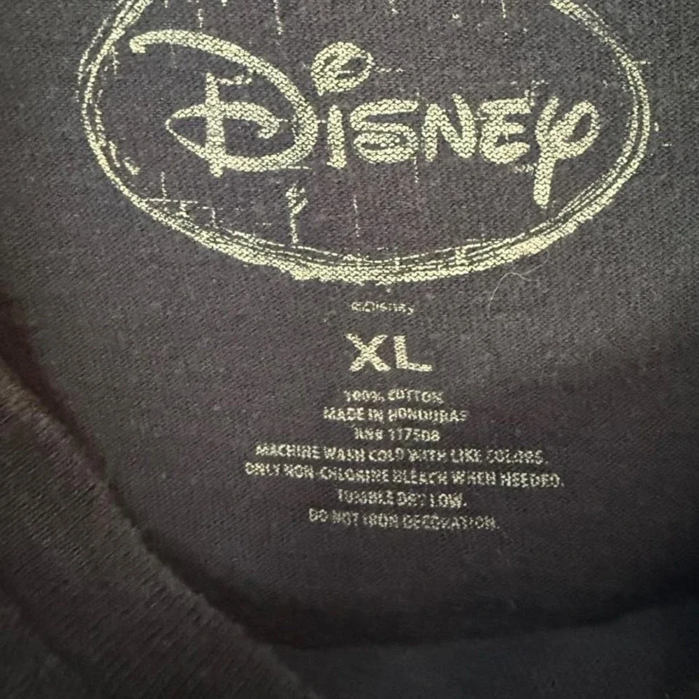 navy blue Disney Mickey Mouse t-shirt #disney #mickeymouse
